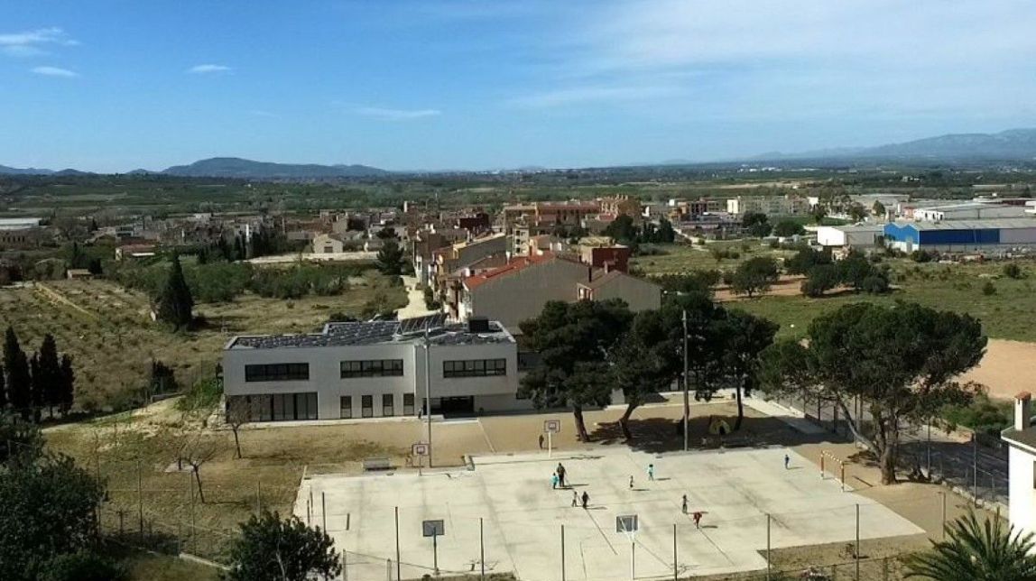 Vista aèria d'una part de Campredó.
                                                                             |
                                ARXIU - |
                                ARXIU