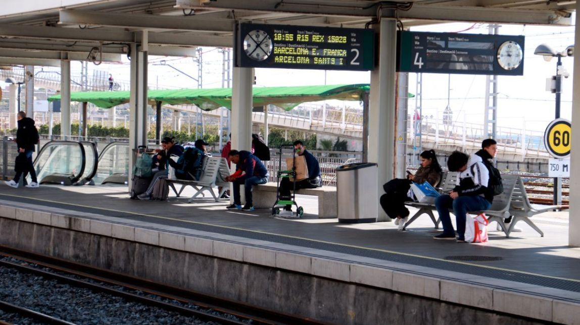 Tarragona, l'àrea més castigada per les incidències de tren.
                                                                             |
                                TarragonaDigital - |
                                TarragonaDigital