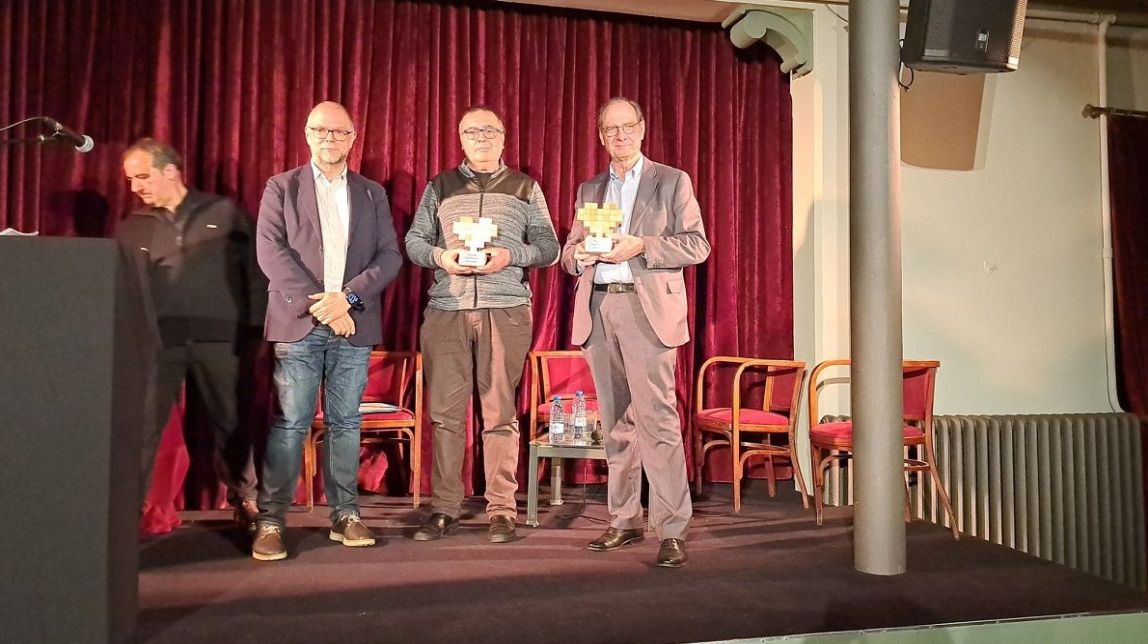 Els periodistes Miquel Macià i Jordi Molet recullen el Premi trajectòria ex aequo dels Premis Batec - 