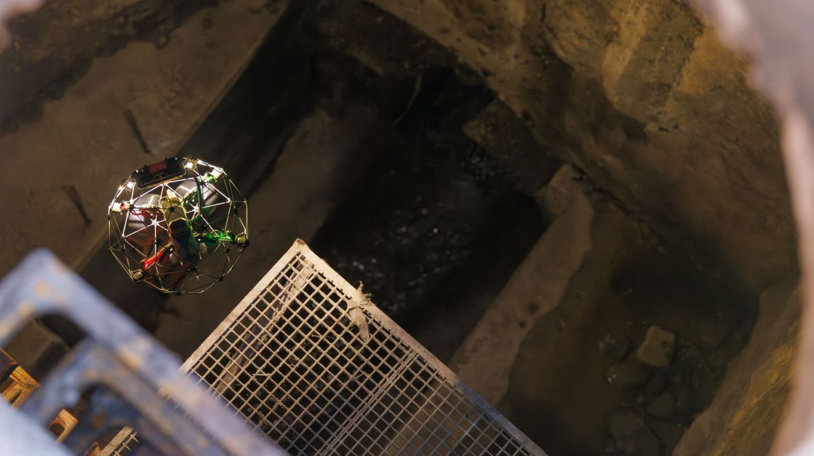Inspecció a la xarxa amb un dron
                                                                             |
                                Agbar - |
                                Agbar