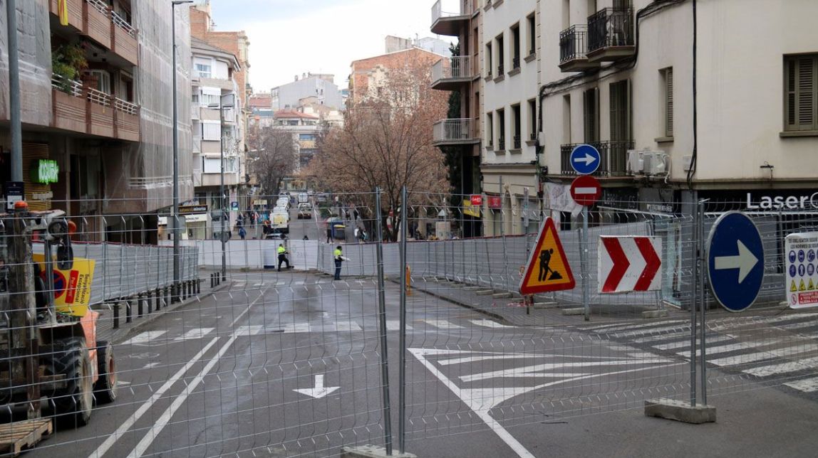 El carrer Guimerà, entre Neus Català i Carrió, tancat, quan van començar les obres
                                                                             |
                                Nia Escolà / ACN - |
                                Nia Escolà / ACN