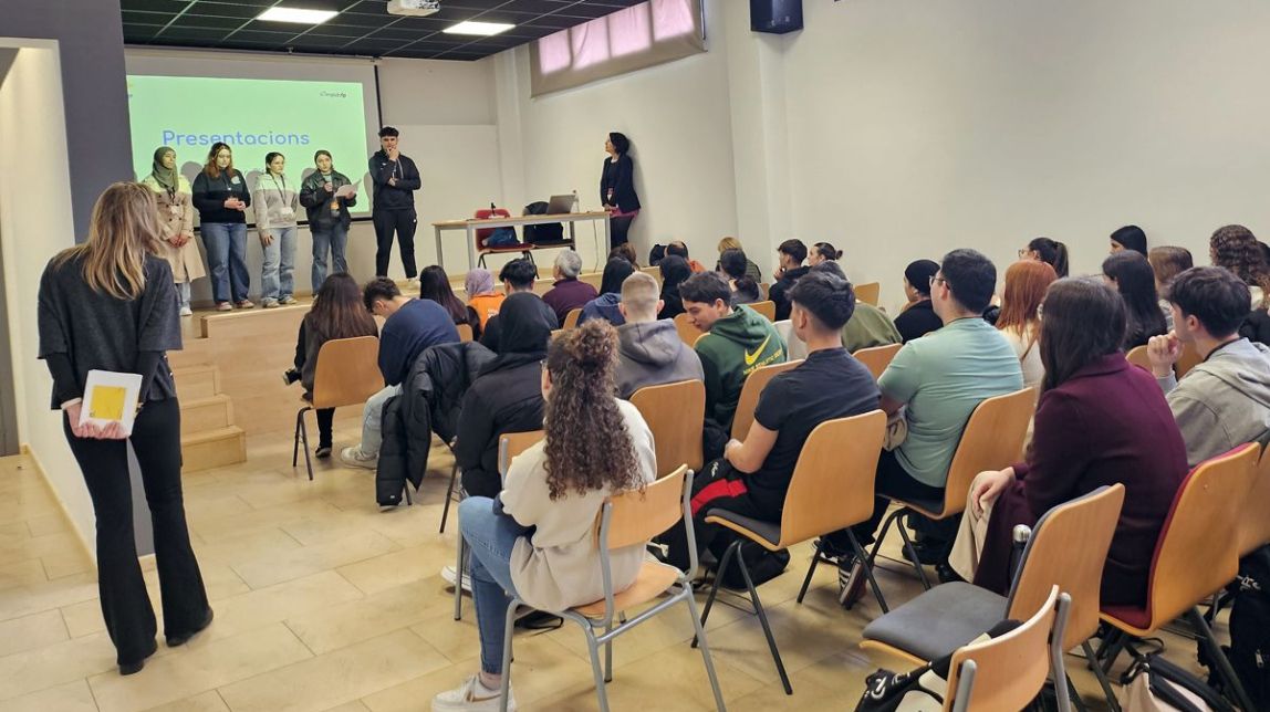El Guillem Catà acollirà una trobada de centres que imparteixen el Grau Superior de Formació Professional d'Animació Sociocultural i Turística
                                                                             |
                                Ins. Guillem Catà - |
                                Ins. Guillem Catà