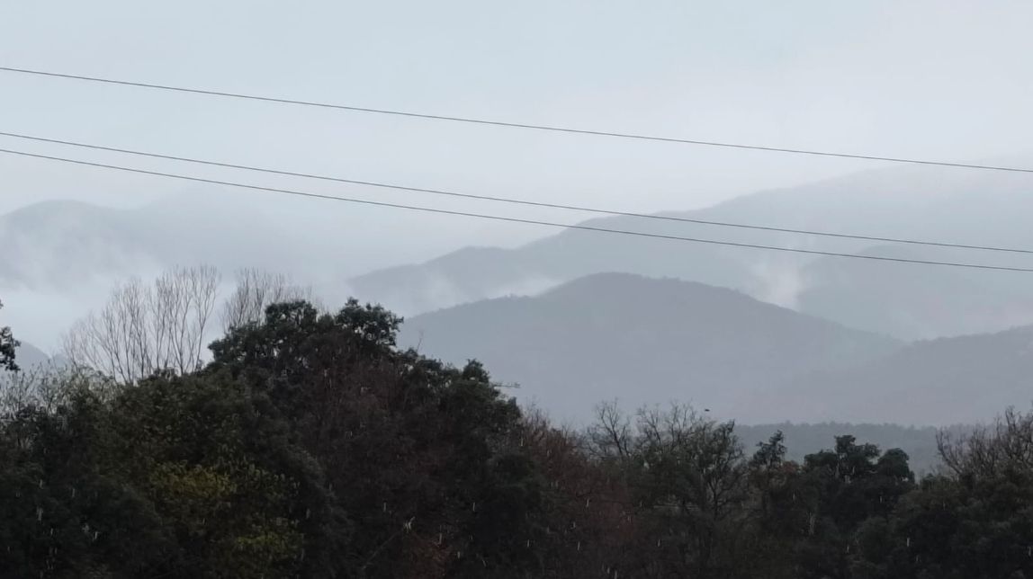 Vista del Montseny amb pluja.
                                                                             |
                                                                    Bernat Castanyer - |
                                                                    
