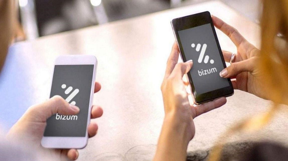 La víctima va enviar diners a l'estafadora a través de Bizum i en efectiu
                                                                             |
                                Arxiu - |
                                Arxiu
