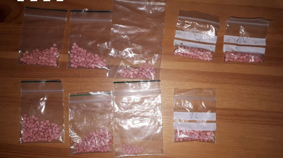 ​Desmantellat un magatzem de drogues a Ciutat Vella amb 48.000 dosis d'èxtasi i LSD