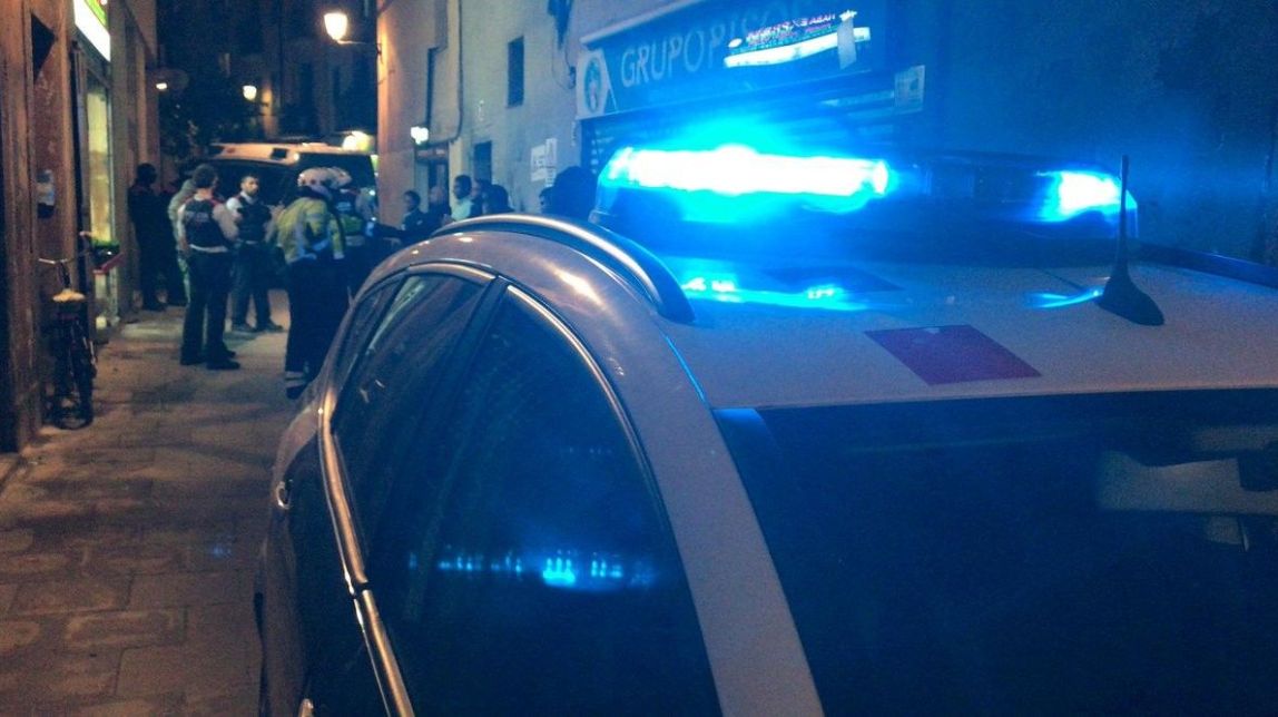 ​Els Mossos identifiquen 16 persones en un nou operatiu antidroga al Raval