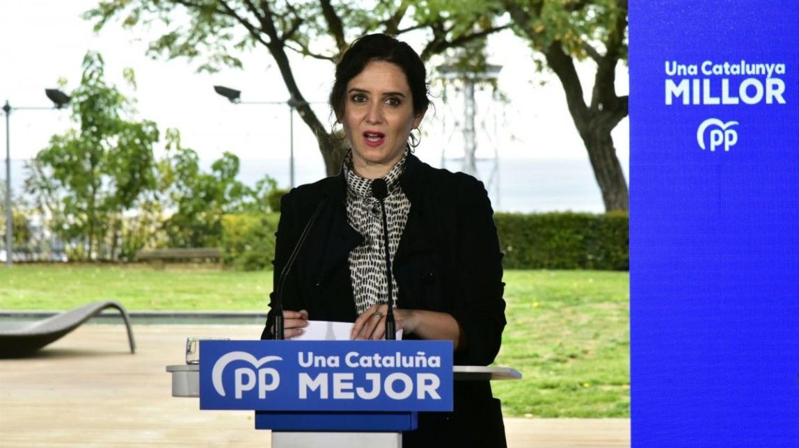 Ayuso s'afegeix a la campanya del PP català: «L'independentisme sí que ha robat a Catalunya»