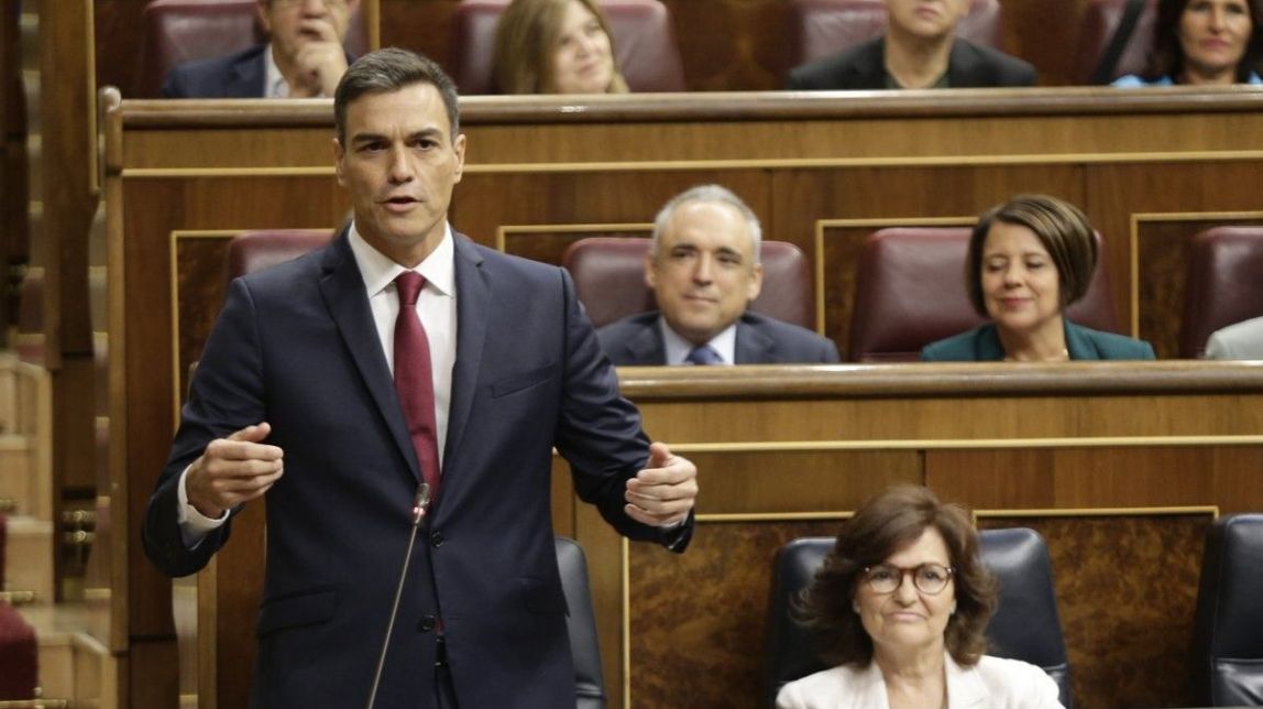 Així prepara l'«operació gest» Pedro Sánchez
