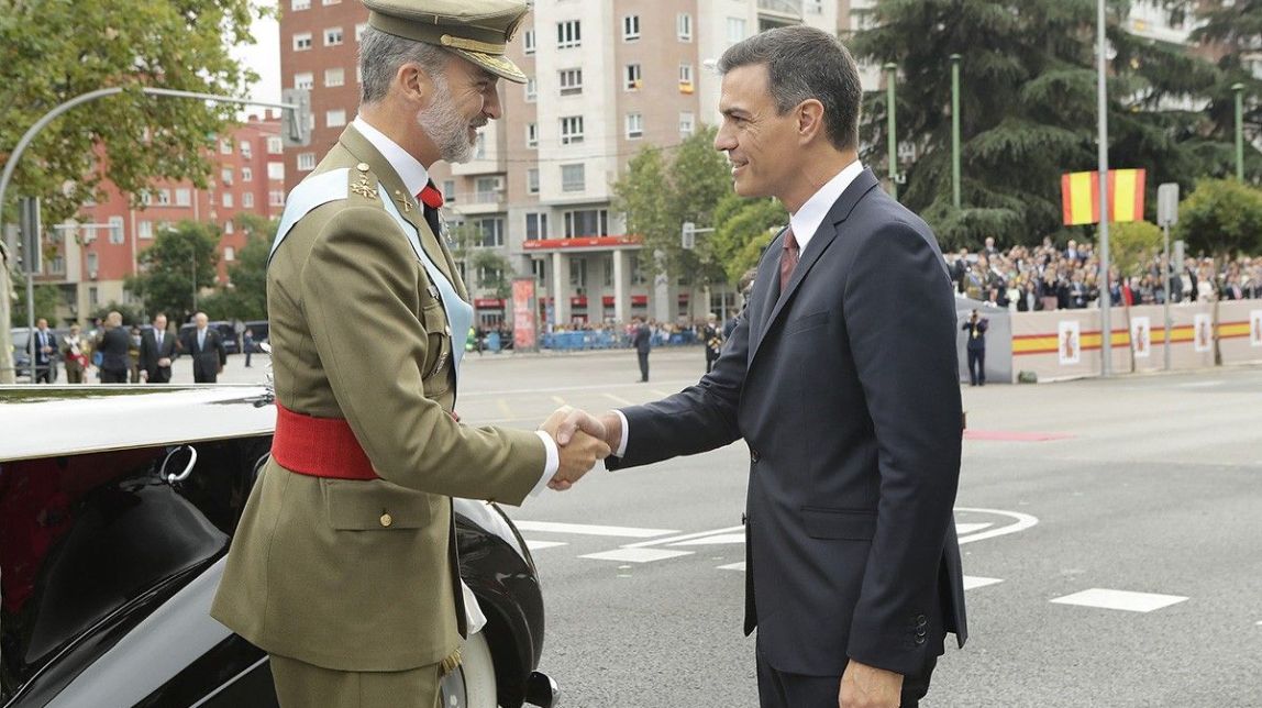 La Moncloa porta al TC la reprovació del rei perquè «és un nou intent de proclamar la república»