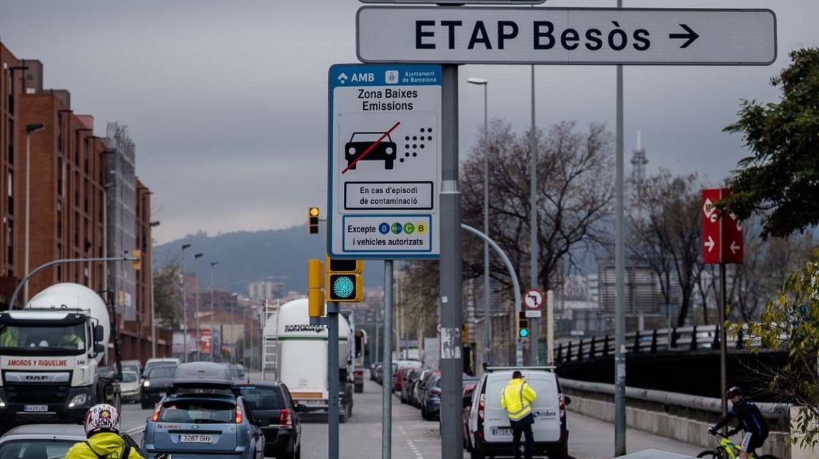 Europa alerta que la ZBE pot ser «insuficient» per reduir la contaminació a Barcelona