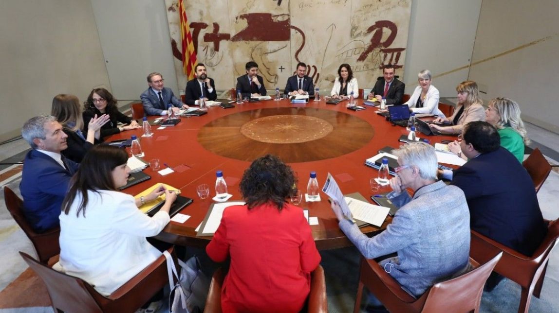 El Govern situa el decret i les instruccions com un «escut legal» per als mestres davant la justícia