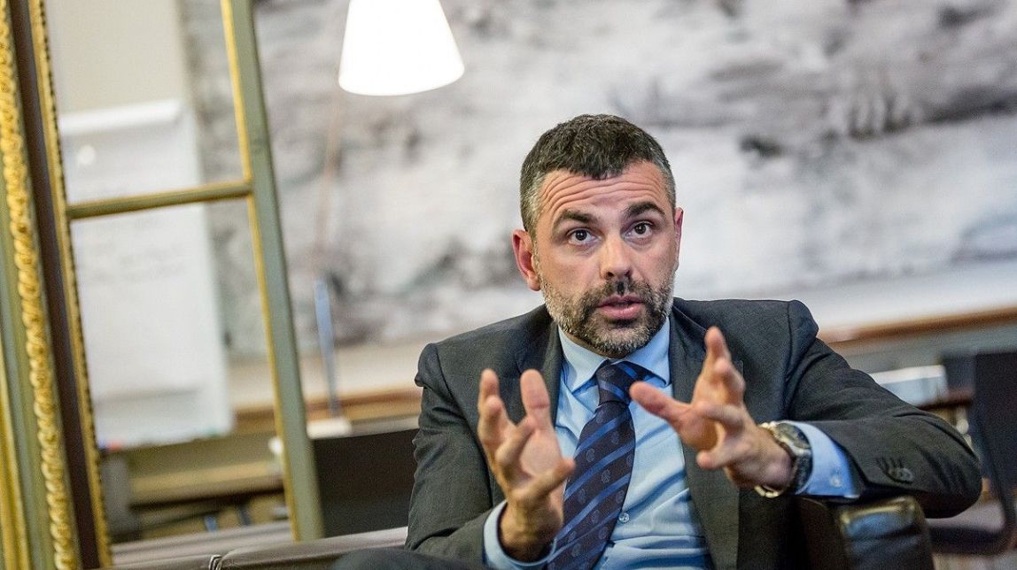 Els missatges enverinats del conseller més heterodox