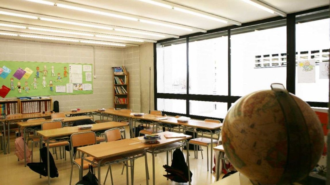 Primer revés als 6.000 euros que el PP va prometre a les famílies per escolaritzar en castellà