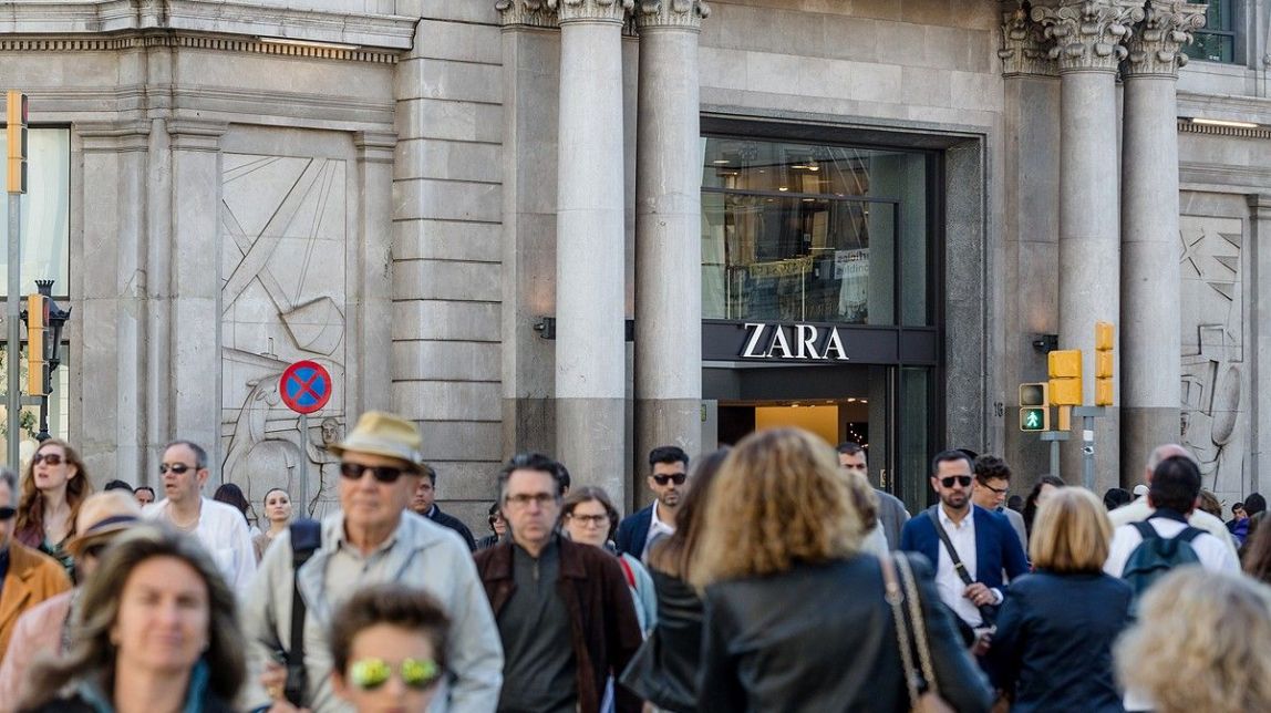 El Passeig de Gràcia ajorna l'encesa de llums de Nadal per pressionar l'Ajuntament