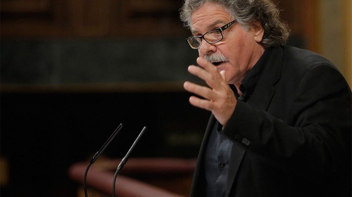 Tardà reclama a Sánchez que lideri 
una alternativa: «O caixa o faixa»