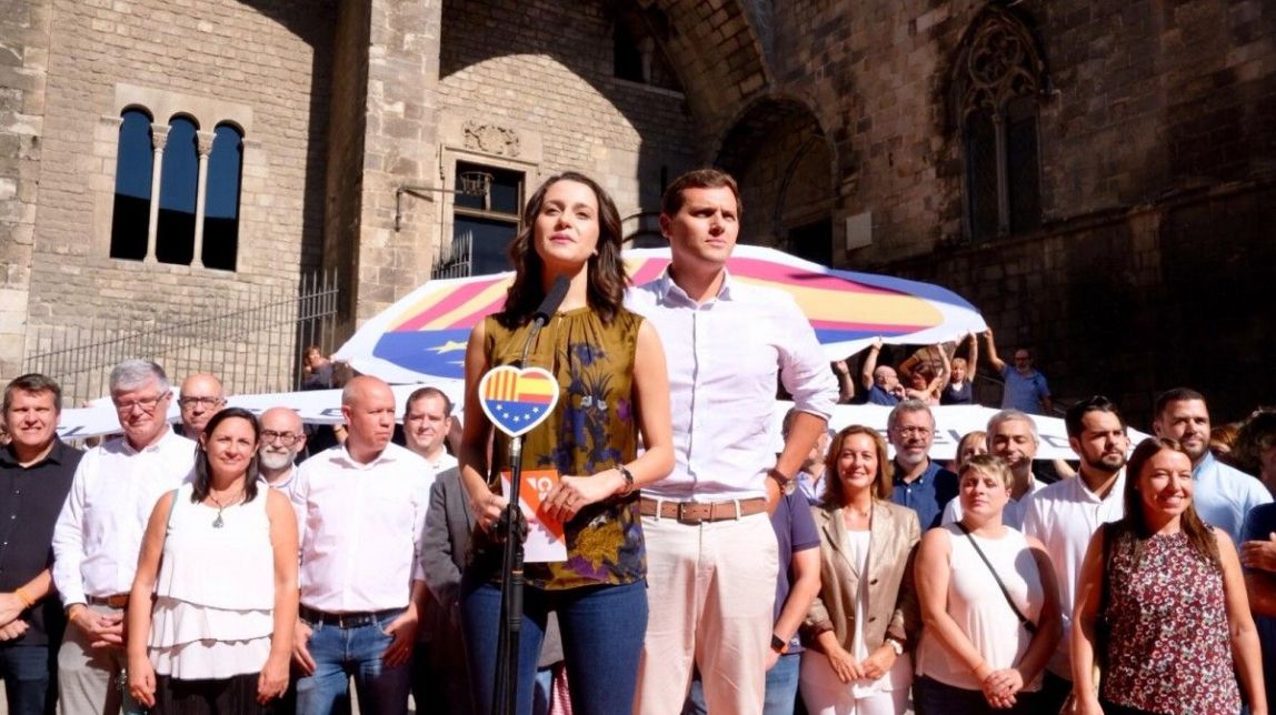 Rivera acusa el sobiranisme d'excloure milions de catalans «de la Diada autonòmica»