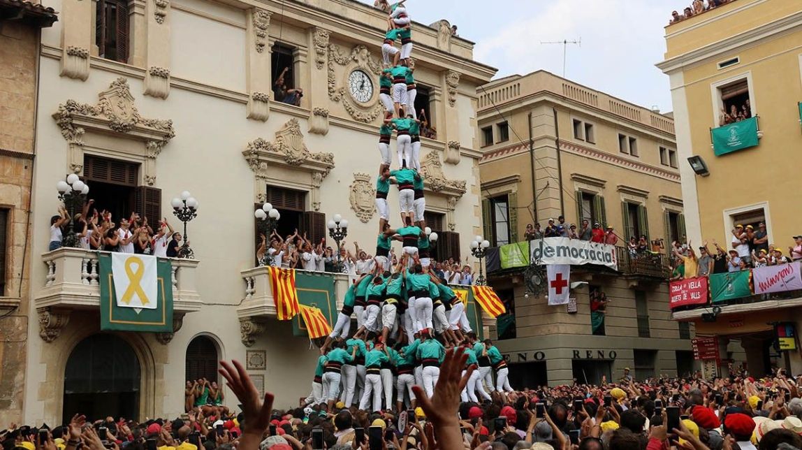 Un Sant Fèlix de màxims complert a mitges