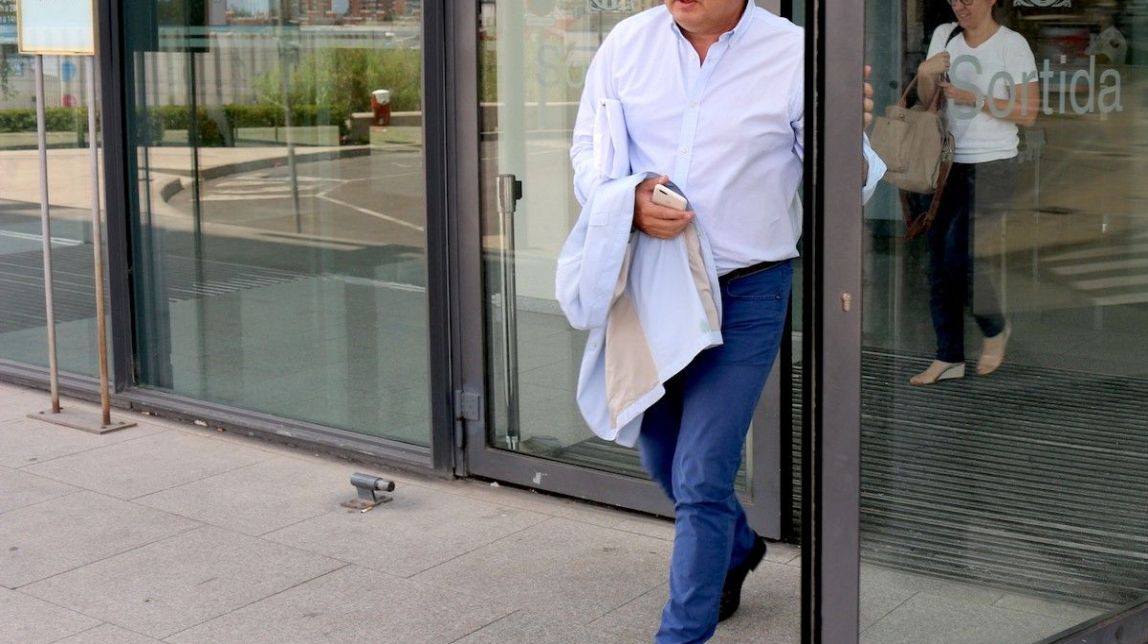 Bustos diu que no sabia d'on sortien els diners per cobrir despeses del PSC