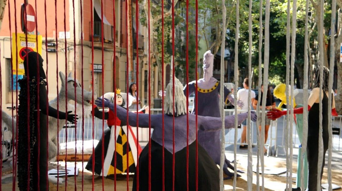 La Festa Major de Sants: guarnits, música, castellers i activitats per tots els públics