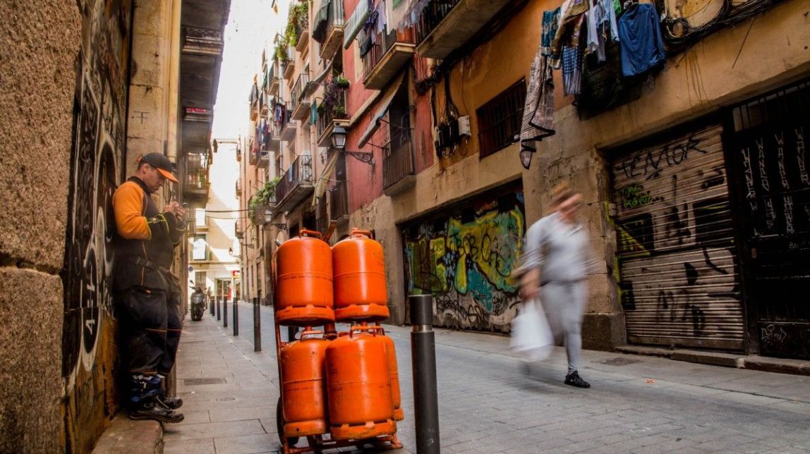 Ciutat Vella reforça la neteja de l'espai public durant l'estiu