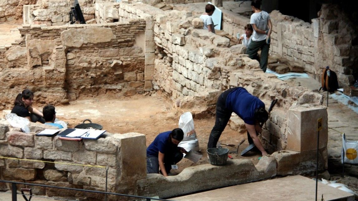 Tornen les excavacions al Born per primer cop des de la seva obertura