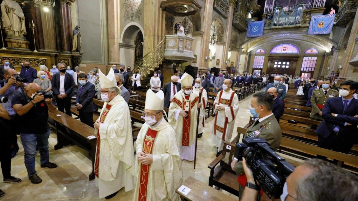 Un arquebisbe sense mercè