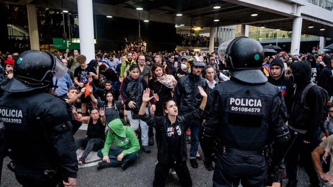 Els controladors aeris diuen al jutge que l'acció de Tsunami va provocar retards i cancel·lacions de vols