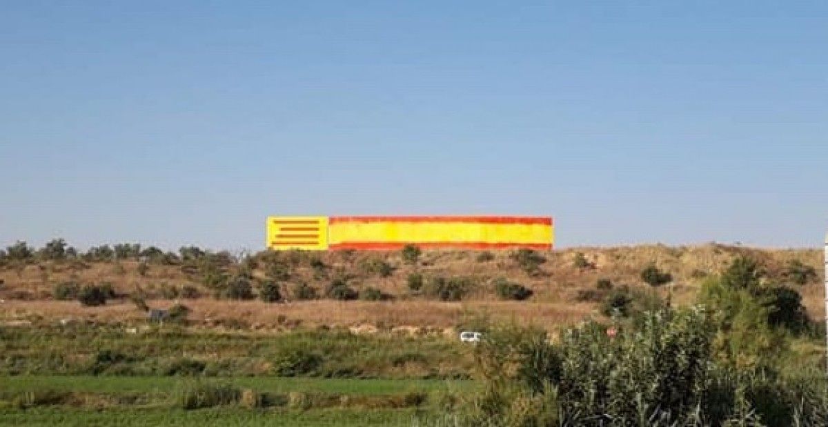 Ataquen el mural independentista més gran de Ponent