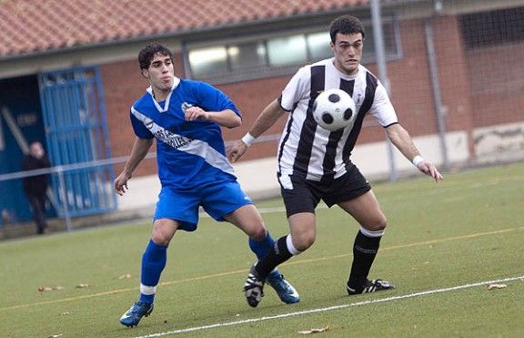El CE Abadessenc fa bona la dita; entrenador nou, victòria segura