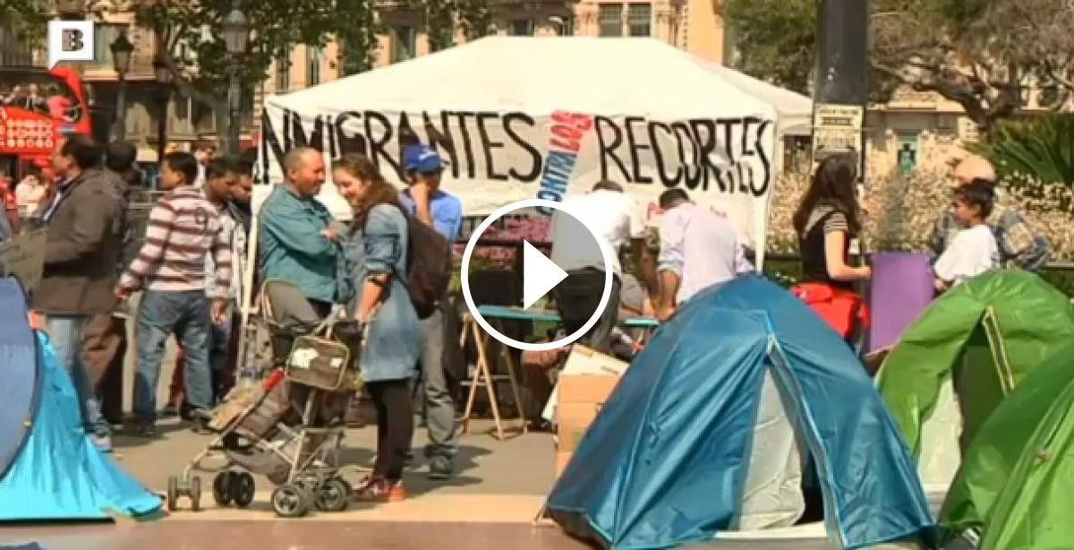 L'acampada de plaça Catalunya continua
