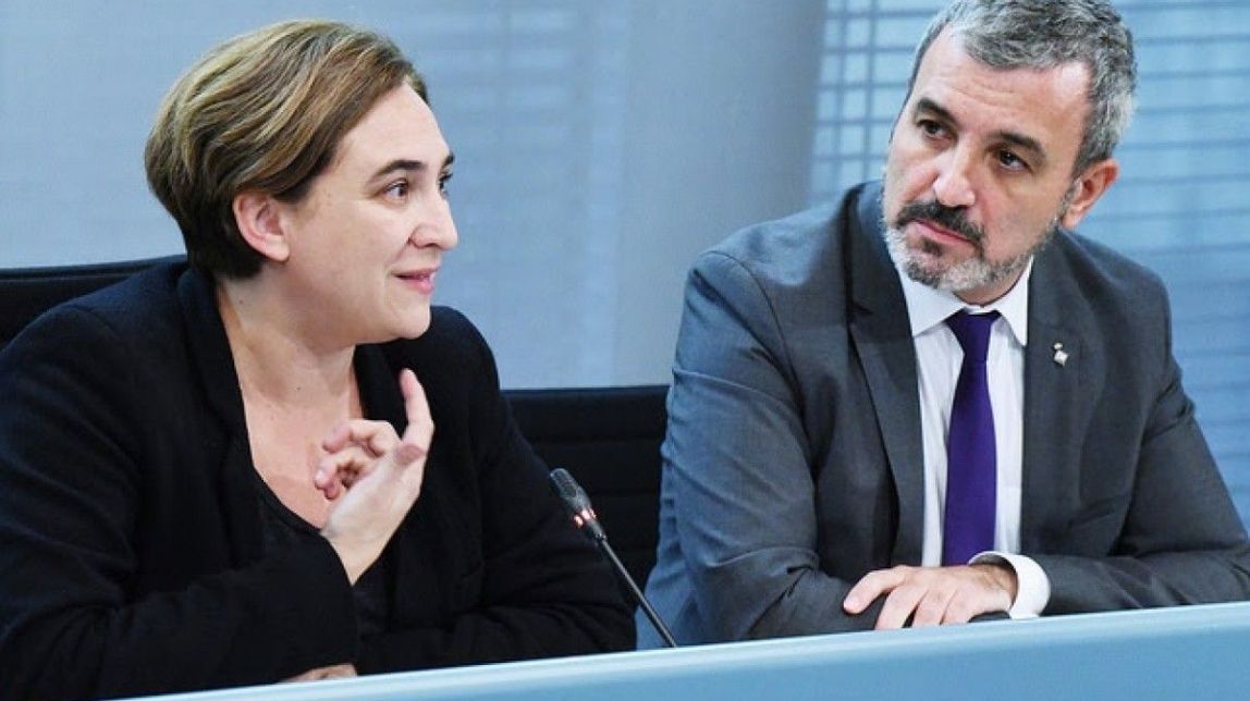 ​Colau i Collboni tanquen un «preacord» de govern que es presenta aquest divendres