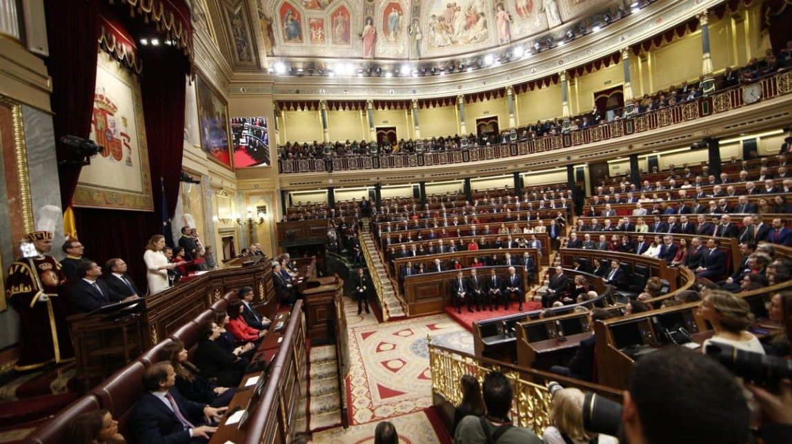 Només dos de cada deu catalans ratificaria la Constitució si es tornés a votar