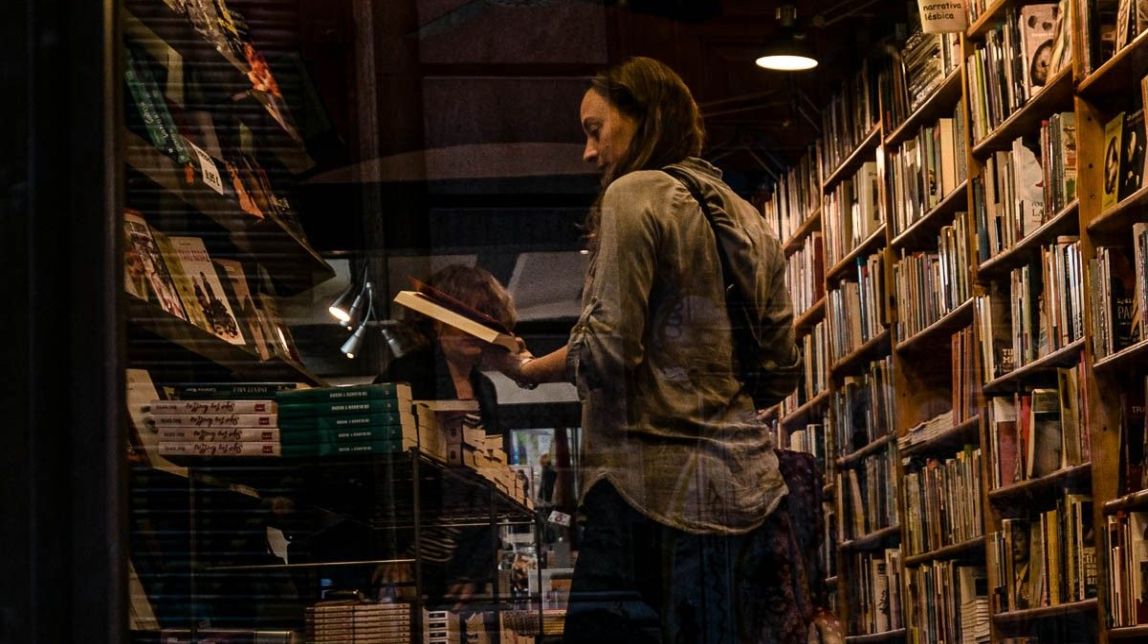 La venda de llibres en català creix un 12% aquest 2023