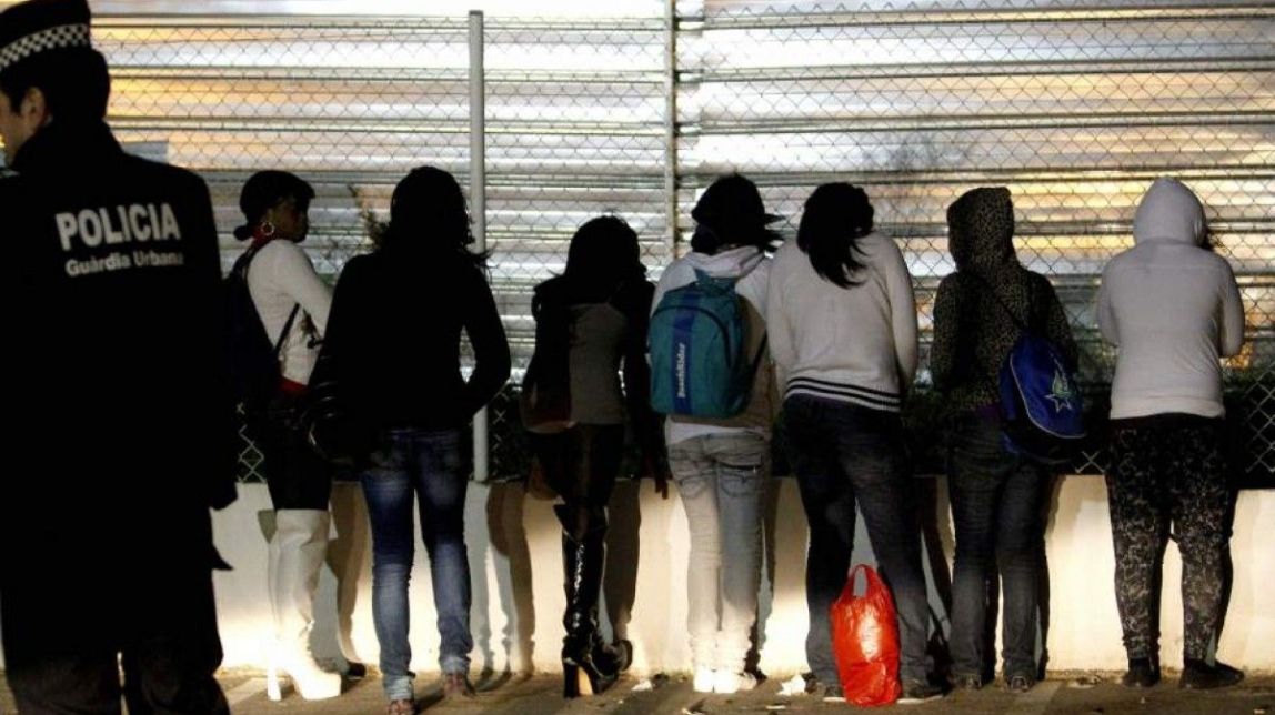 ​Front comú de CiU i PSC contra l'intent d'Ada Colau de regular la prostitució