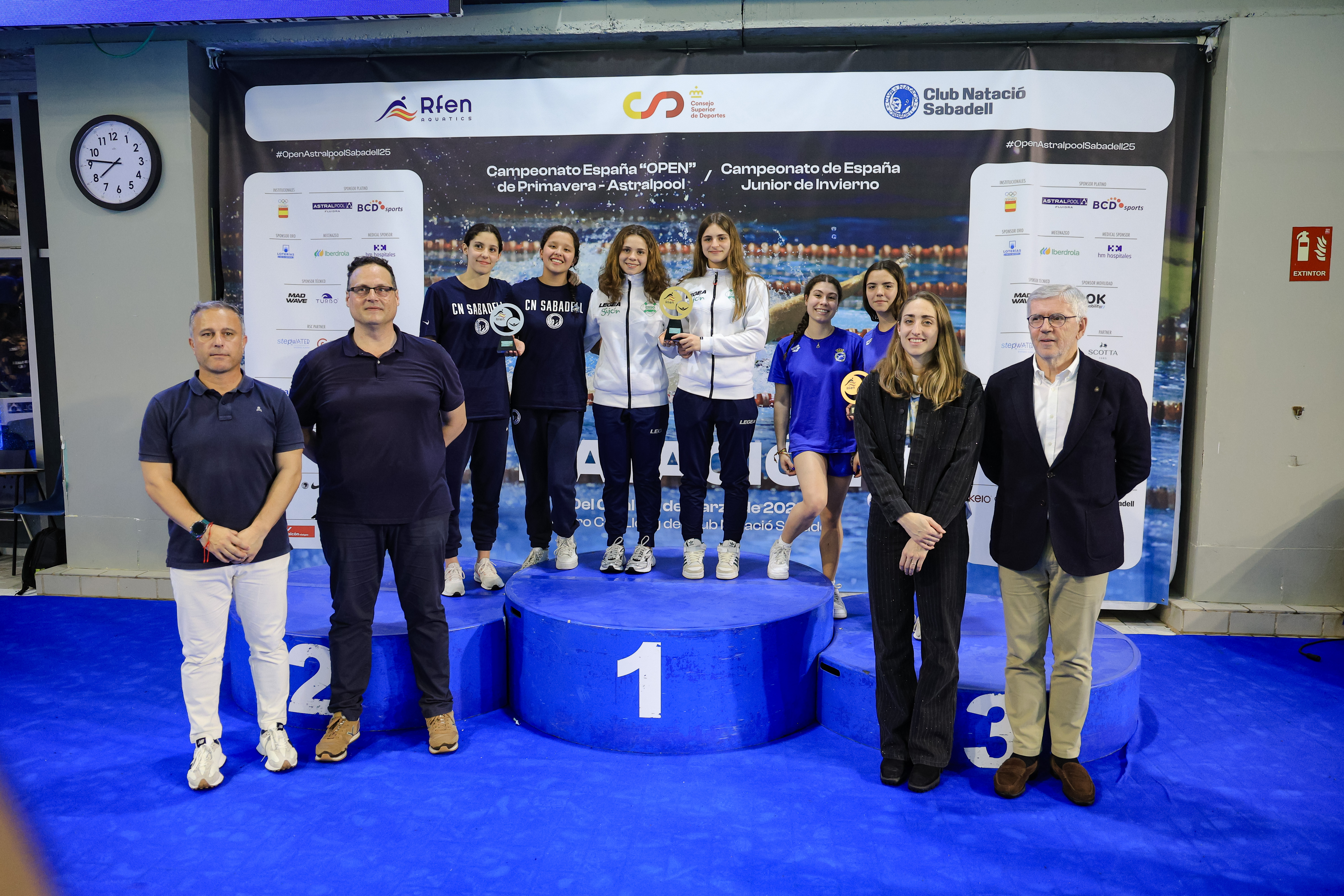 FOTOS | Deu medalles del CN Sabadell a l'Open de Primavera a Can Llong