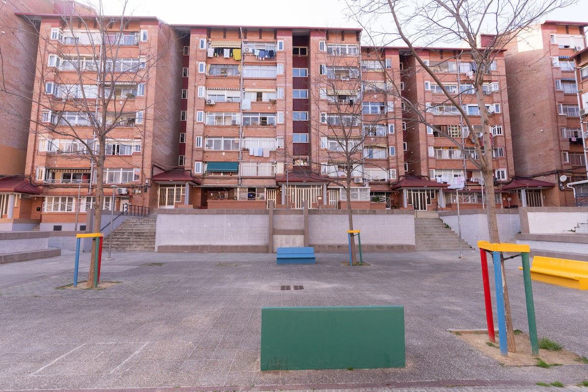 Tret de sortida a la renovació de la plaça de les Acàcies de Can Deu