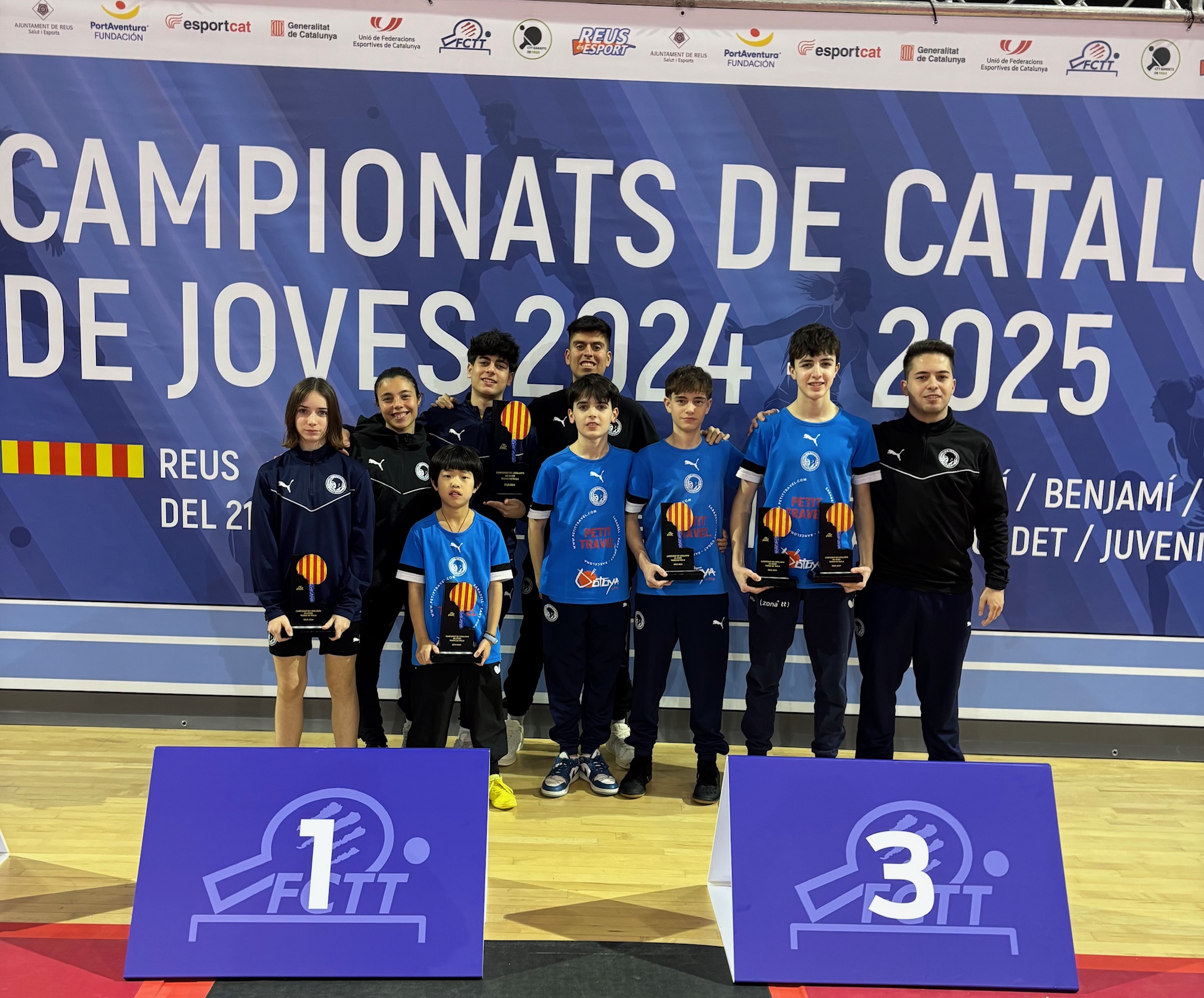 El CN Sabadell, tercer en el Campionat de Catalunya de Joves de tennis taula