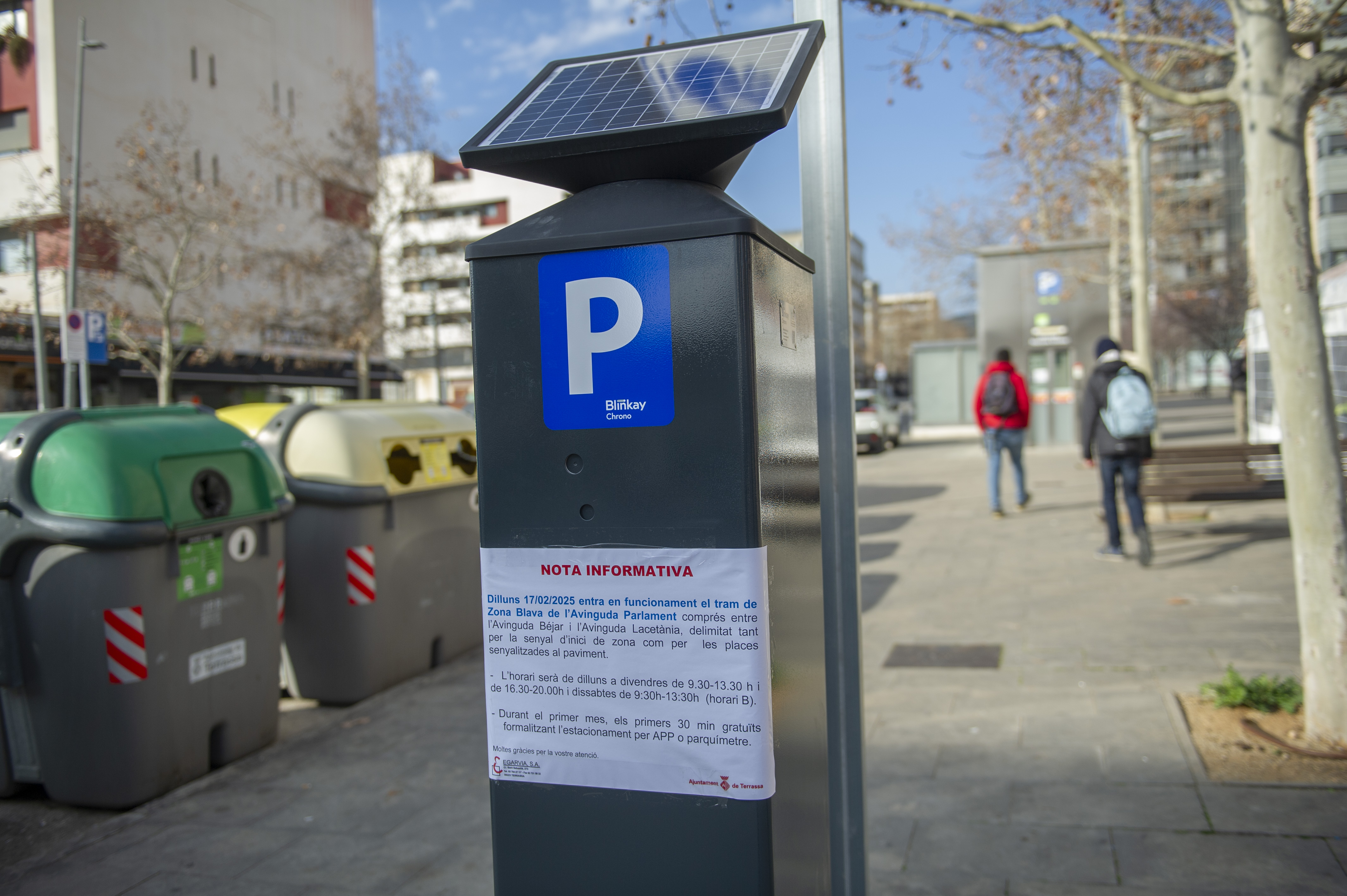 Primer dia de la nova (i polèmica) zona blava a Terrassa - 