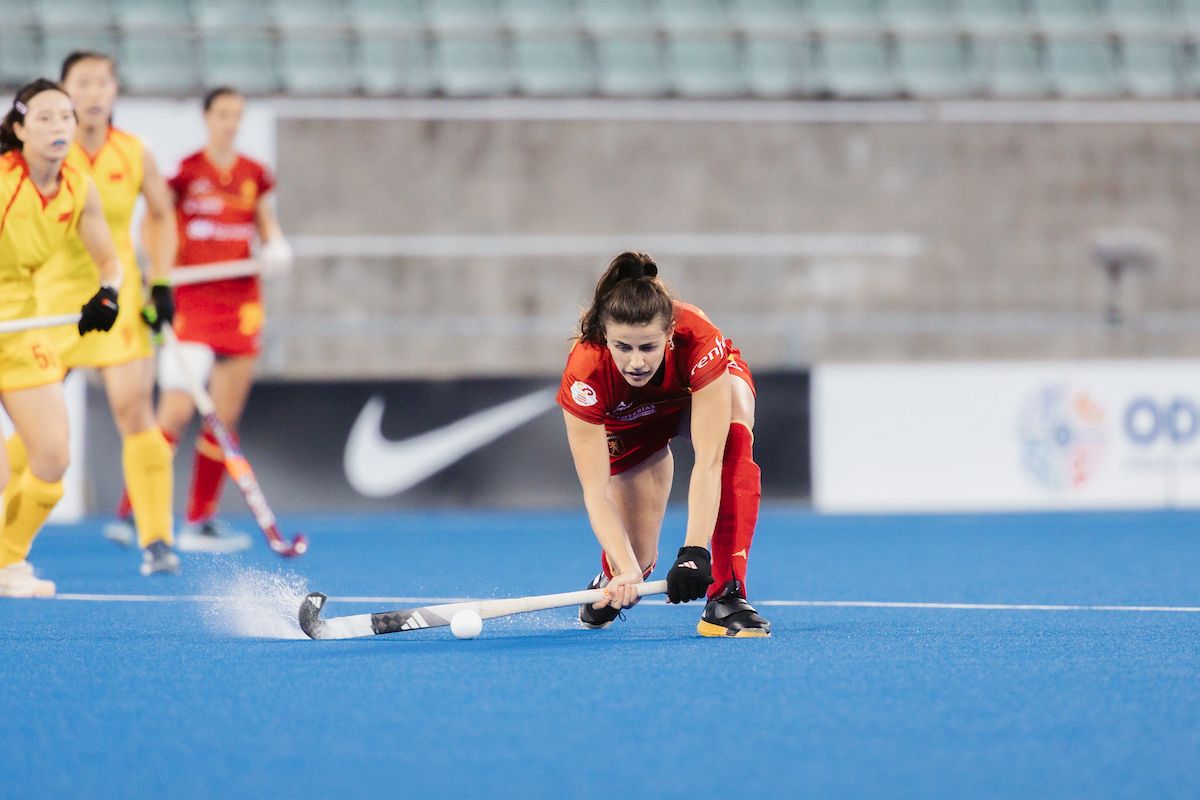 Derrota de la selecció femenina davant de la Xina