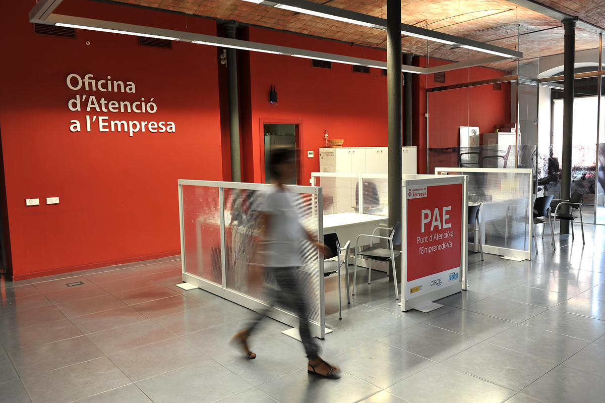 Gairebé 100 autònoms i societats van tramitar l'alta des del PAE de Terrassa el 2024