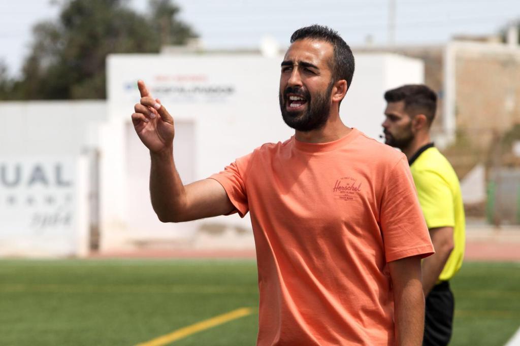Iván Gómez, un nou candidat a la banqueta del Terrassa FC