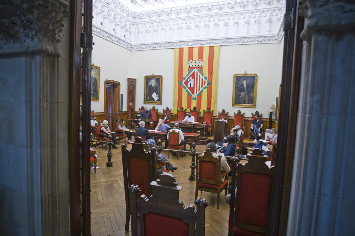 Ja està aprovat: es podran fer pisos als locals buits