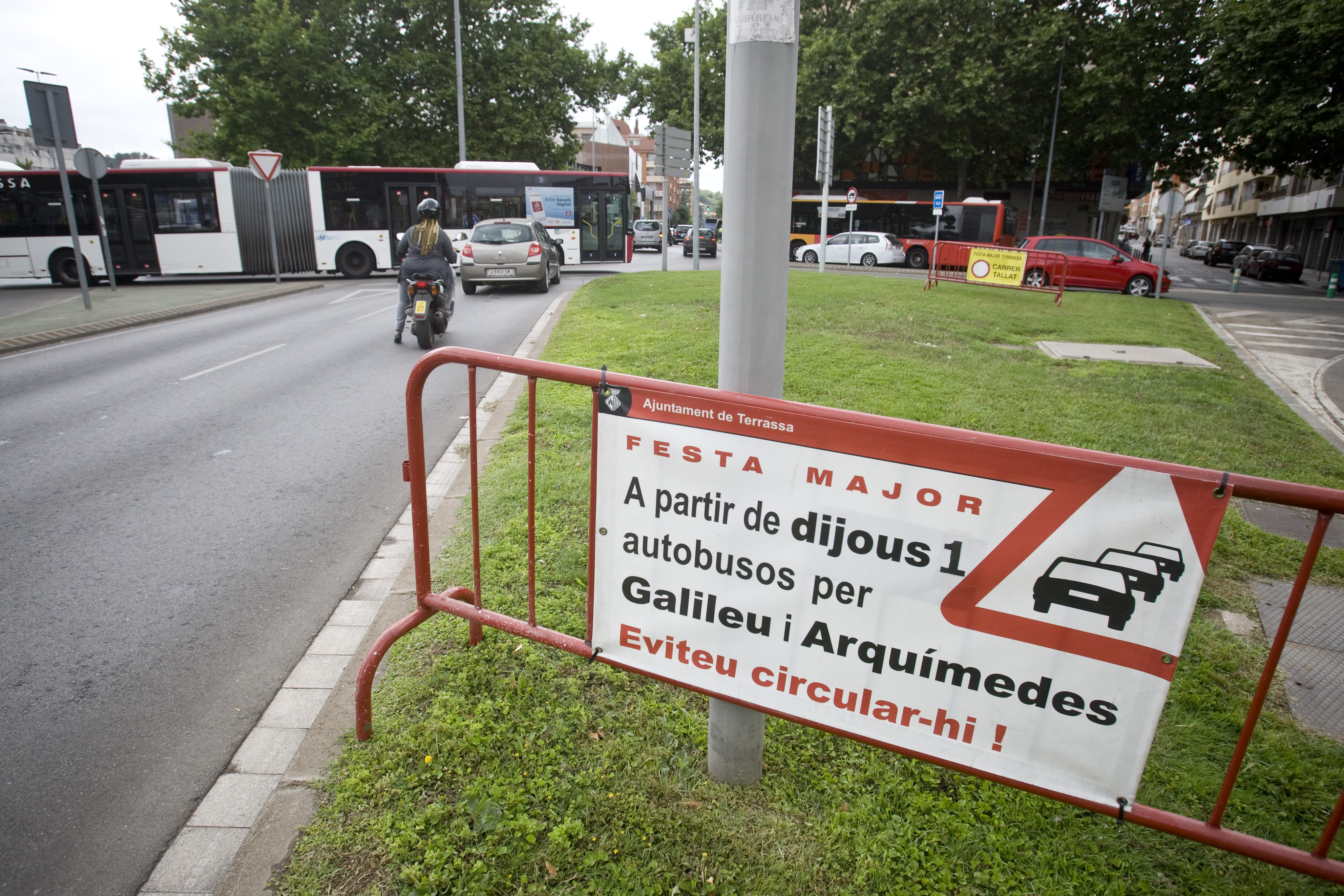 La Rambla es talla des d’avui i els busos circulen per Galileu i Arquimedes