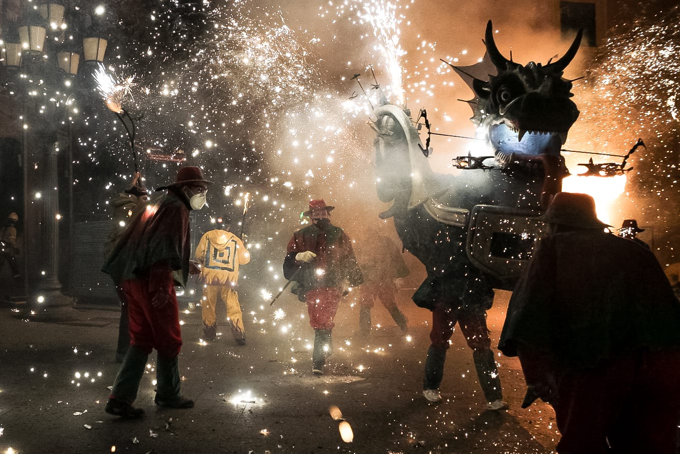 Encenalls de festa al Raval Infernal