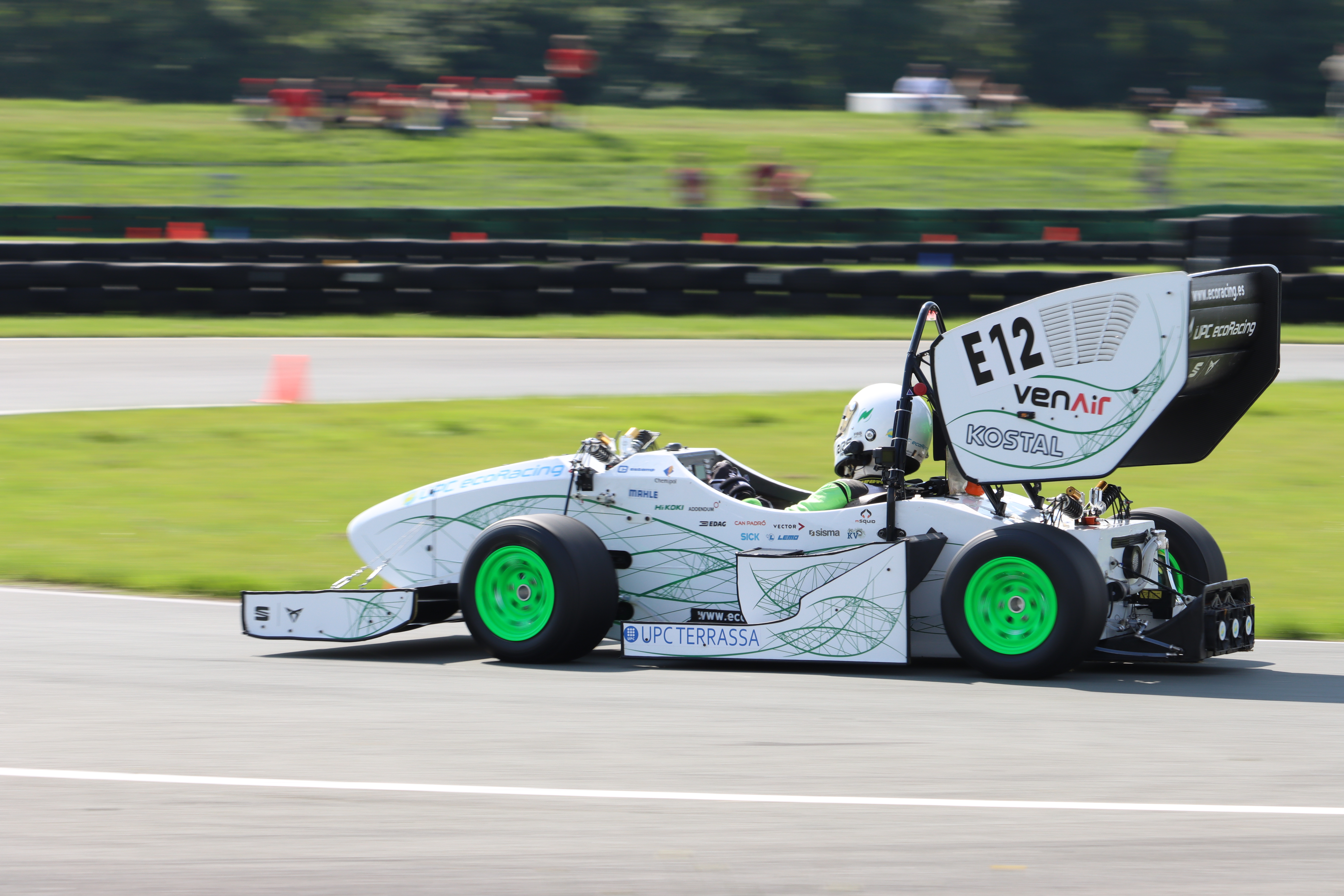 L'equip UPC ecoRacing de l'Eseiaat triomfa a la Formula Student de Suïssa