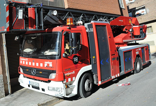 Foc en un bloc de Can Tusell