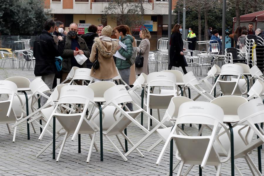 Catalunya elimina el límit de reunió de 10 persones