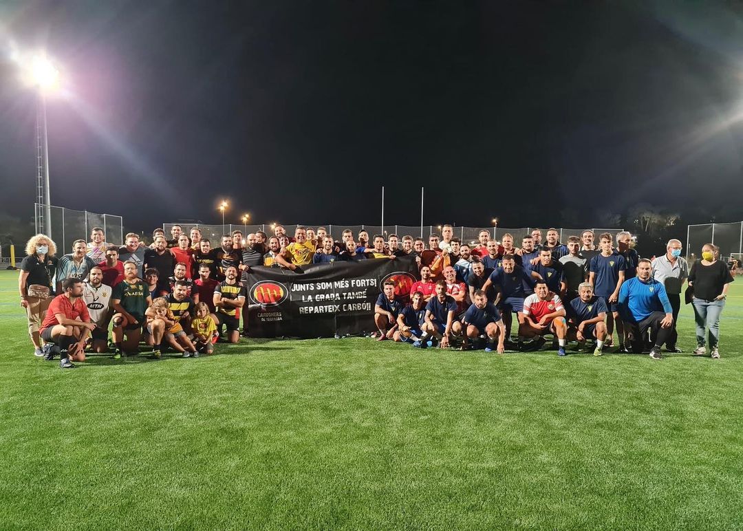 La pilota ja roda al camp de Les Fonts