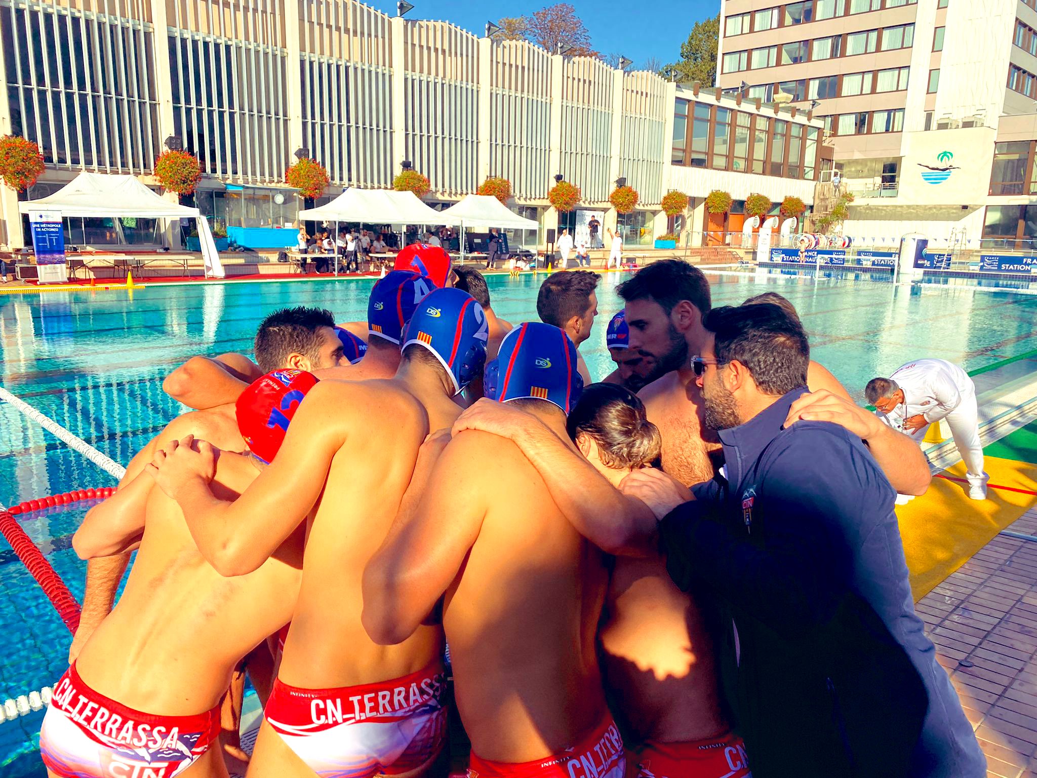 Contundent derrota del CN Terrassa a l'estrena a la Champions