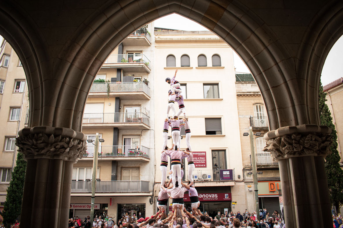 Primera sortida de Minyons i Castellers fora de Terrassa